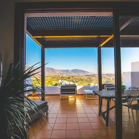 Penthouse Golfview,mountain Ans Seaview